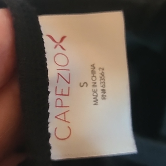 Black Cross Back Capezio Leotard - Picture 3 of 5